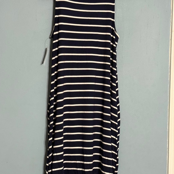SELLING TIME &TRU DRESS 👗 SIZE M NWT SLEEVELESS COLOR NAVY BLUE AND WHITE - Picture 7 of 10